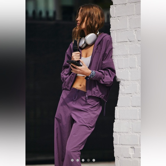 Free People 2-piece set in Black Tea - Picture 4 of 6